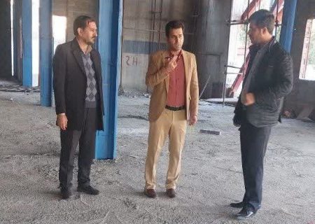 بازدید فرماندار پاکدشت از فاز ۲ بیمارستان زعیم
